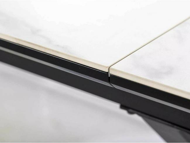 ΑΝΟΙΓΟΜΕΝΗ